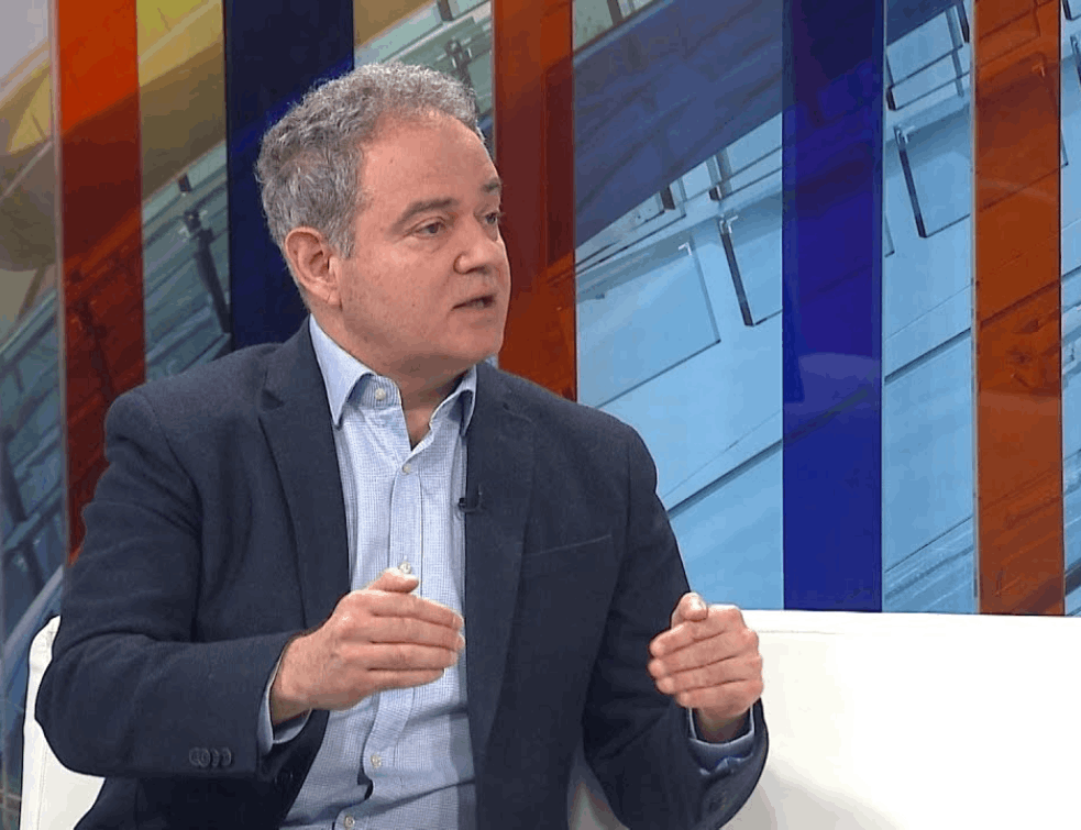 PREDSEDNIK DS NESUĐENI ROKER: Lutovac ODBIO Caneta da postane član <span style='color:red;'><b>PARTIBREJKERS</b></span>A! (VIDEO)